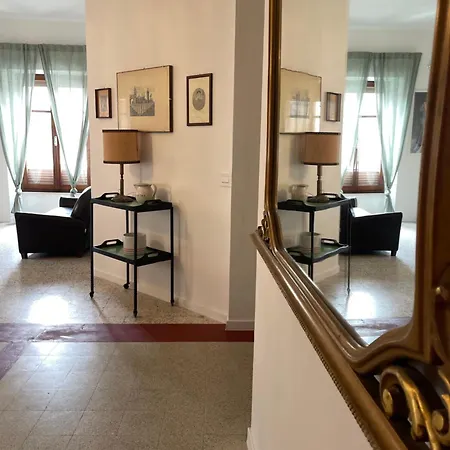 In Piazza Spolethome Spoleto